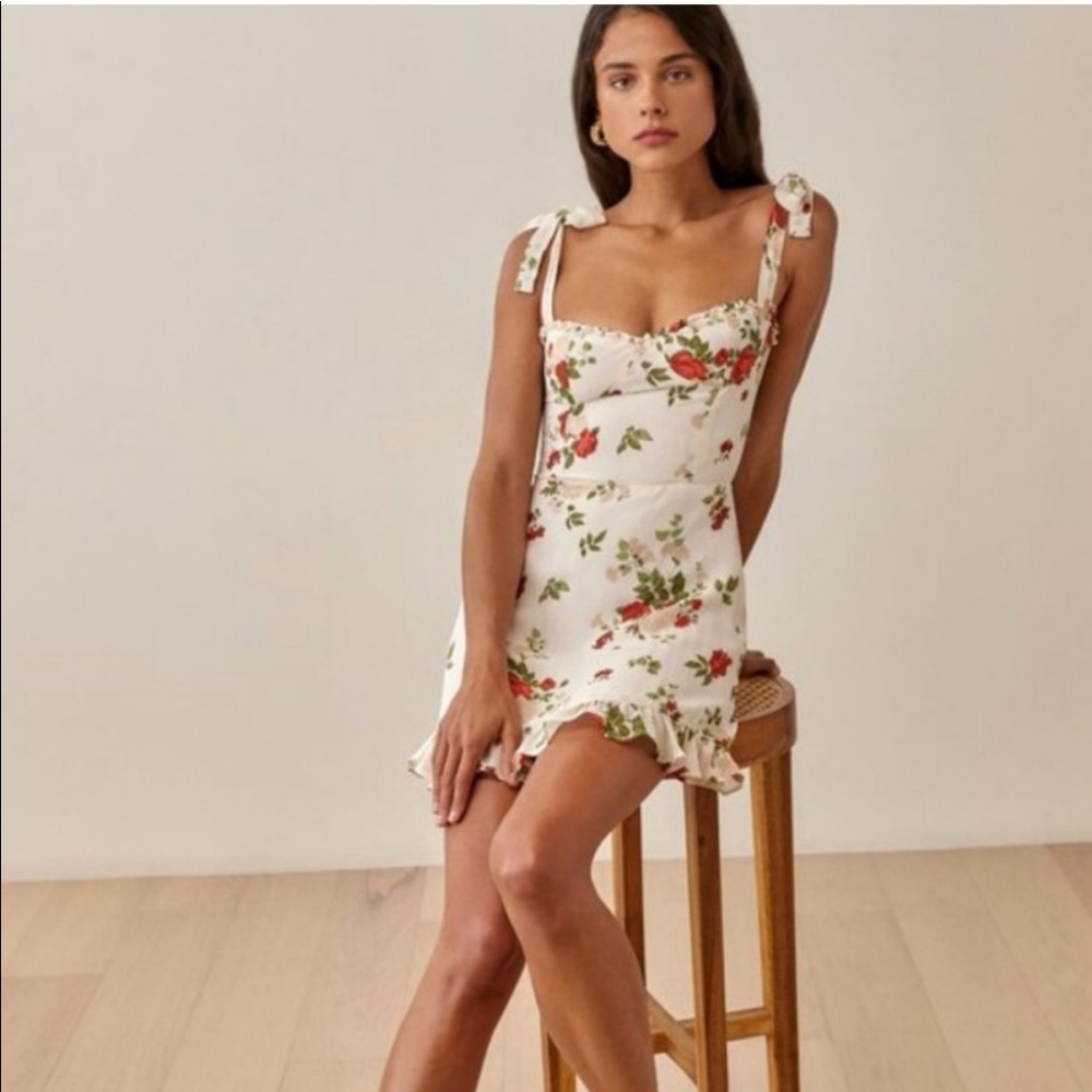 Reformation The Christine Dress RARE pattern Red Floral Rose XS Size 0